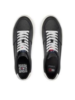 Tommy Hilfiger 
43

1500 Kč