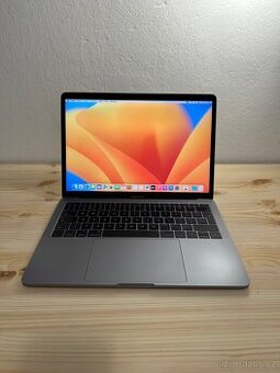 Apple MacBook Pro 13” 2017 256GB Intel Core i5 8GB RAM