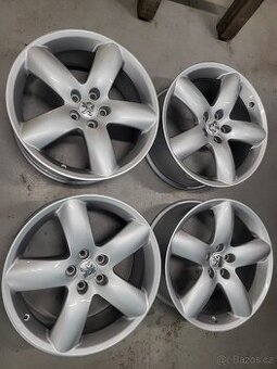 Originální 18" alu Peugeot 5x108