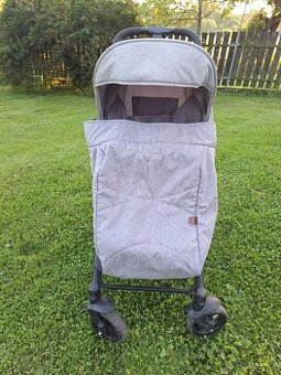 Sportovní kočárek Petite&Mars
