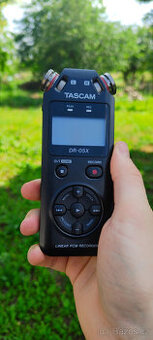 Tascam DR-05x - 1
