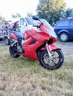 Honda VFR 800 Vtec V4