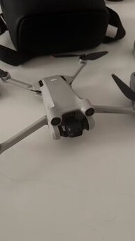Dron DJI Mini 3 Pro