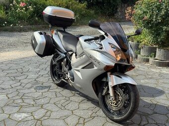 Honda VFR 800 Vtec