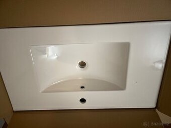 Koupelnové umyvadlo 80x45 cm