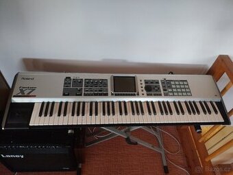 Roland fantom X7