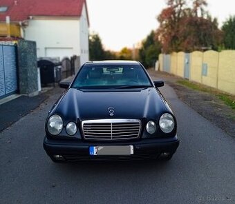 Mercedes-Benz W210 2,6 125 kW ELEGANCE