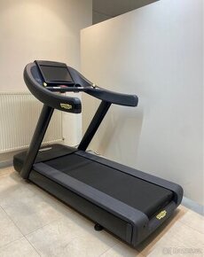 Běžecký pás Technogym