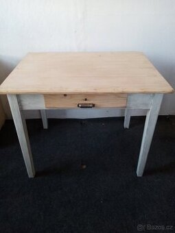 Starožitný pracovní, jídelní stůl provence