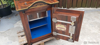 trezor CASSEN FABRIK VIEN z roku 1890