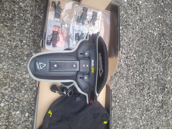 Nový krční chránič leat gpx2