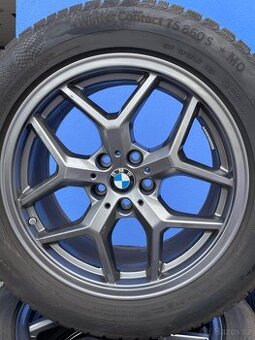 BMW G60 kompletní sada zimních kol 225/55 R18 Continental.