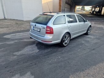 Škoda Octavia combi 2 RS 2.0TDi 125Kw STK 25/11 Obsah 1 968