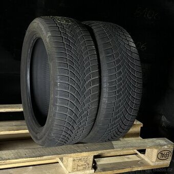 Zimní pneu 215/50 R18 92V Bridgestone 5,5-6mm