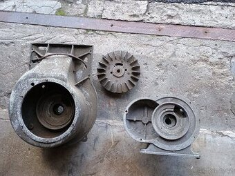 PF - 62 díly motoru.