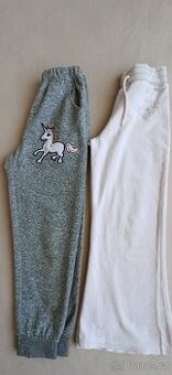 Dvoje tepláky, vel. 122 - 1