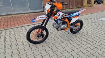 Pitbike DT125 17/14, světlo, el startér sedlo 86cm