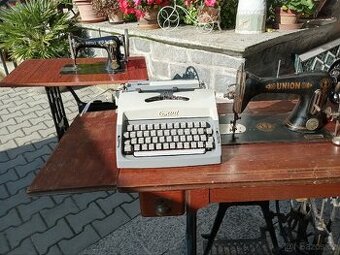 Staré šicí stroje