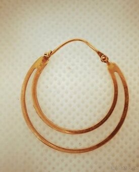 Zlaté náušnice dvojité