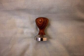 Presovač na kávu tamper palisandr průměr 50 mm