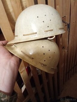 Staré helmy kokosky