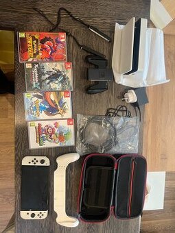 Prodám Nintendo switch OLED + hry a doplňky