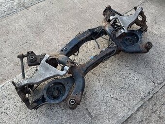 Zadní náprava / nápravnice / zavěšení Nissan Murano Z50