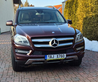 Mercedes Benz GL450 V8 4Matic nový model, 7 místný
