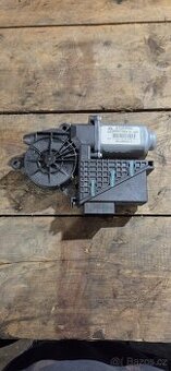 Fabia 1 facelift, motorek stahování řidiče. Řidicí jednotka