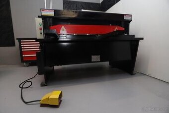 Nůžky Longbow Machinery Manufacturing Q11-3x1300 (6886)