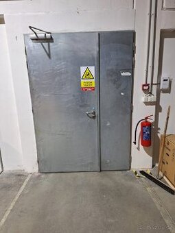 Protipožární dvoukřídlé vnitřní oboustranně pozink dveře