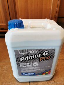 Penetrace Mapei Primer G a Ceresit hloubková penetrace