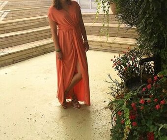 Dlouhé šaty Hugo Boss