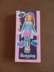 Oblékací panenka na magnet "Shopping"