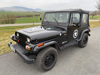 Jeep Wrangler 2,5l, benzin, manual, 1993, pěkný