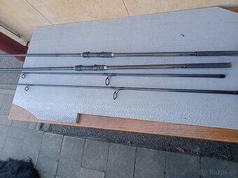 Pruty Daiwa Black Widow