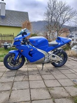 Aprilia RSV 1000