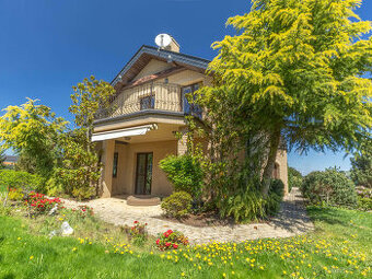 Luxusní vila k pronájmu – Trnová, okres Praha-západ