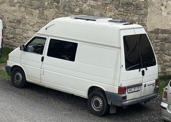 Volkswagen T4, 2,5 TDi/65 KW VYVAŘENO, SPANÍ, SOLÁR