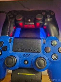 Ps4, ovladace, nabijeci stanice, hdd