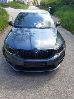Octavia RS