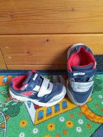 Detske sportovni boty Lotto vel. 27