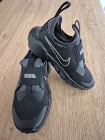 Nike tenisky runner2, velikost 28