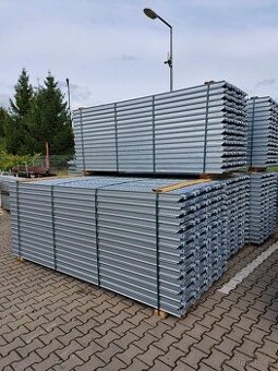 Lešení Baumann 400m2