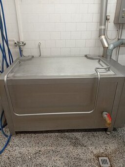 Varný a škvařící kotel ,500 litrů ,plynový,glycerinový.
