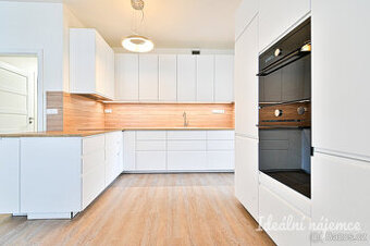 Pronájem bytu 4+kk, Křenová, Trnitá, 32.000 Kč/měs, 99 m2