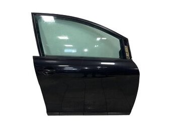 Pravé přední dveře černá LC9Z Seat Altea 5P r.v. 2008