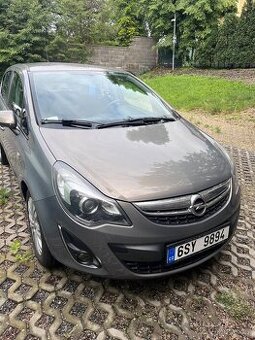 Corsa 2011 - 1