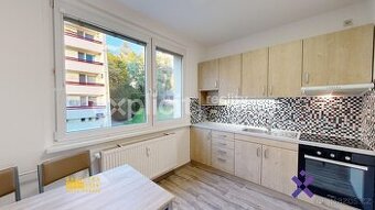 Pronájem bytu 2+1, 53 m2, ul. Nad Stráněmi - Zlín