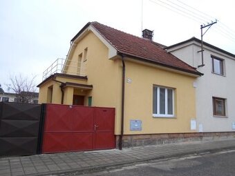 Prodej RD s menší zahradou v Novém Bydžově